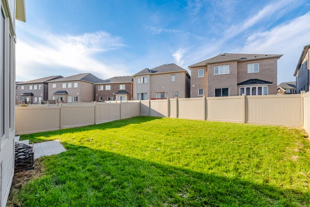 14 Goodwin Court, Sharon - photo 70