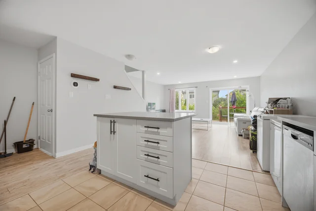 #86-135 Hardcastle Drive, Cambridge - photo 12