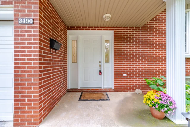 3490 Rexway Drive, Burlington - photo 12
