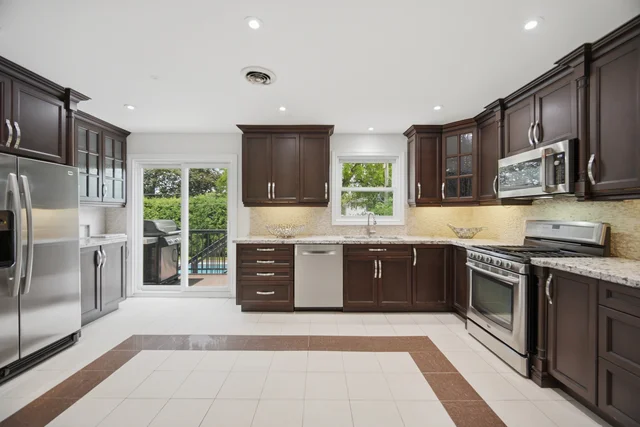3490 Rexway Drive, Burlington - photo 22
