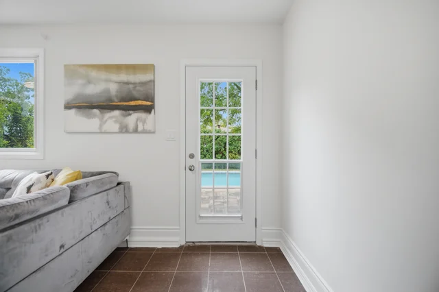 3490 Rexway Drive, Burlington - photo 52