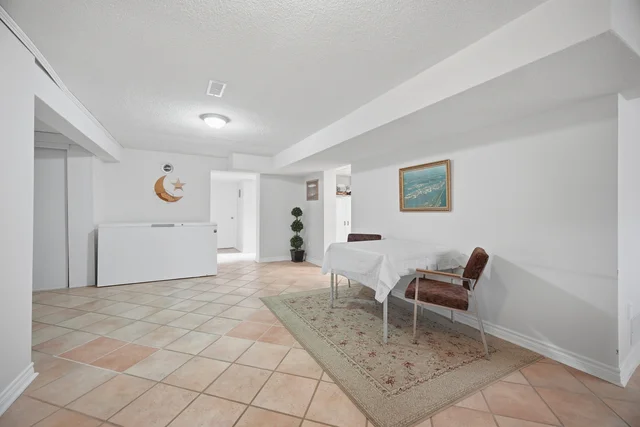 1408 Ballyclare Drive, Mississauga - photo 54