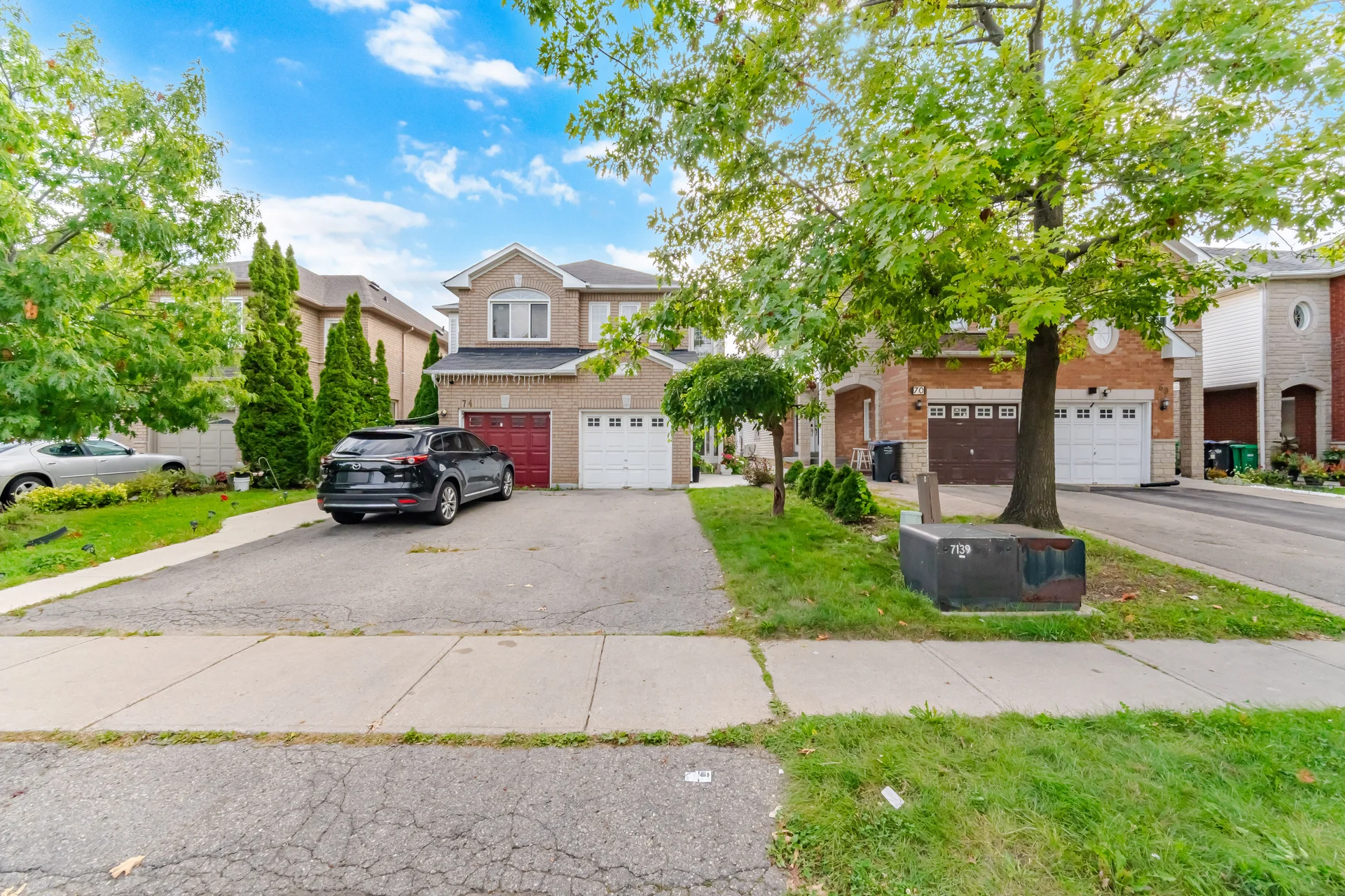 72 Yellow Brick Road, Brampton - photo 2
