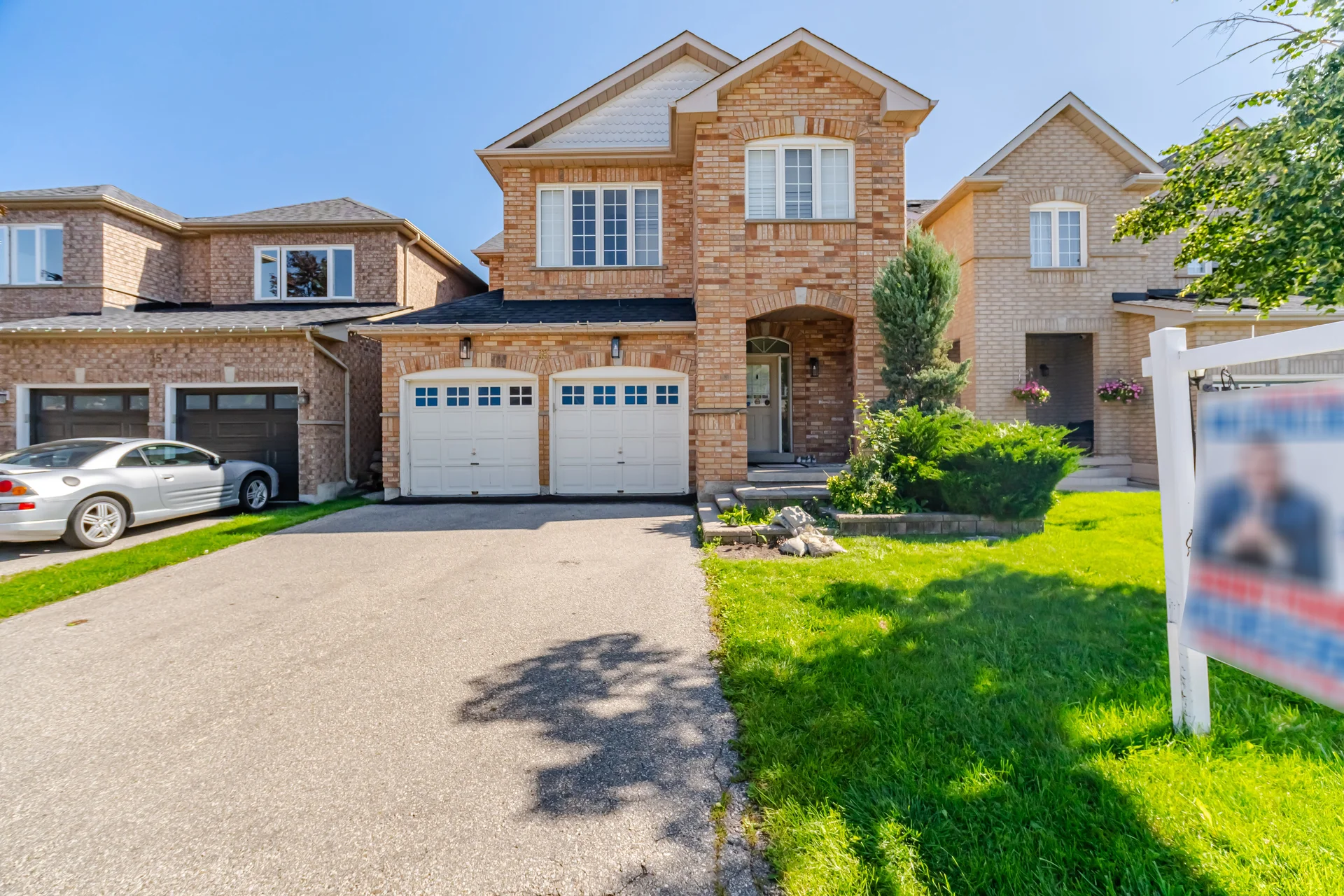 33 Sewells Lane, Brampton - photo 2