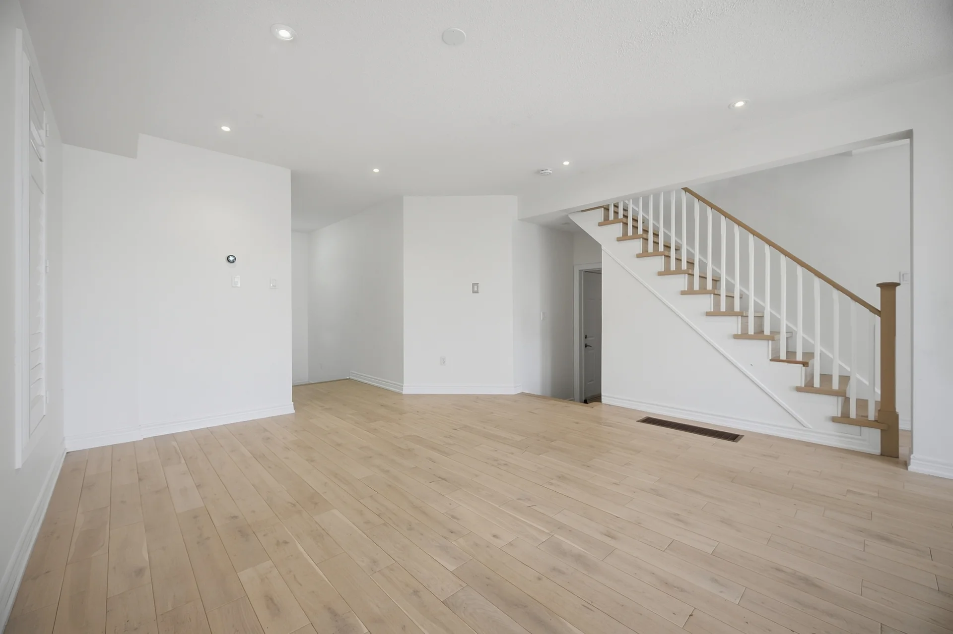 33 Sewells Lane, Brampton - photo 9