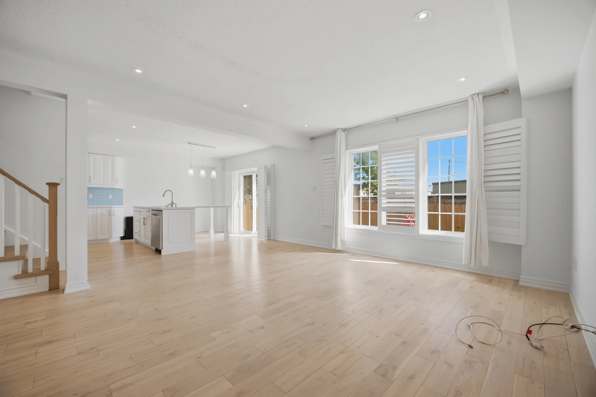 33 Sewells Lane, Brampton - photo 14