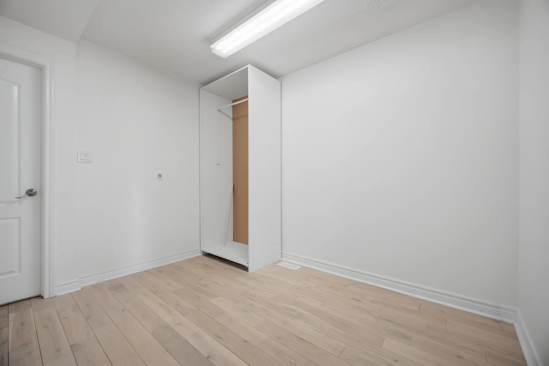 33 Sewells Lane, Brampton - photo 32