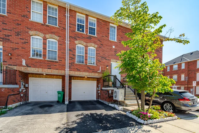 #57-6880 Meadowvale Town Centre Circle, Mississauga