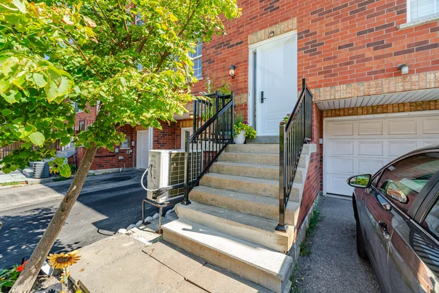 #57-6880 Meadowvale Town Centre Circle, Mississauga - photo 4