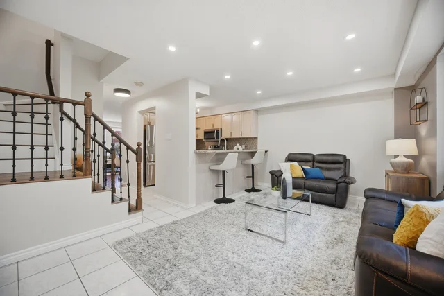#57-6880 Meadowvale Town Centre Circle, Mississauga - photo 17