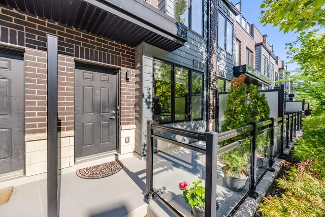 #7-2232 Bromsgrove Road, Mississauga - photo 16