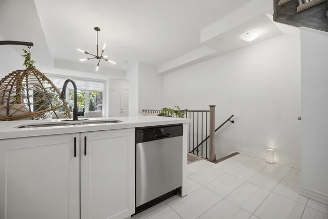 #7-2232 Bromsgrove Road, Mississauga - photo 24