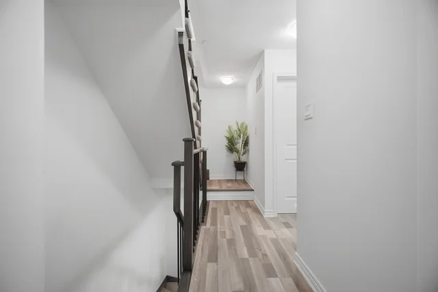 #7-2232 Bromsgrove Road, Mississauga - photo 32