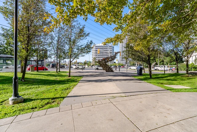 #122-3888 Duke of York Boulevard, Mississauga - photo 50