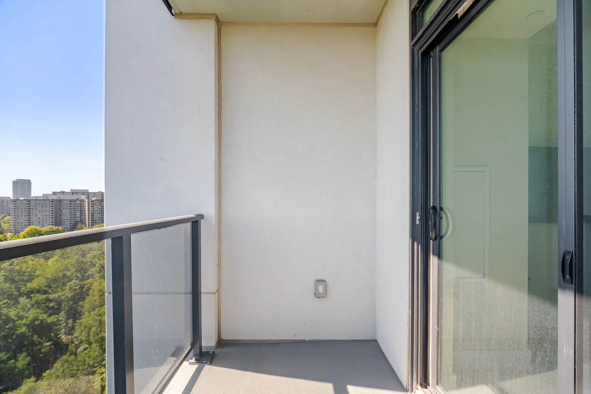 #1309-204 Burnhamthorpe Road East, Mississauga - photo 32