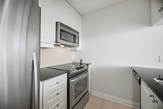 #1501-1055 Southdown Road, Mississauga - photo 11