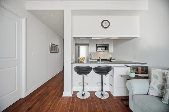 #1501-1055 Southdown Road, Mississauga - photo 13