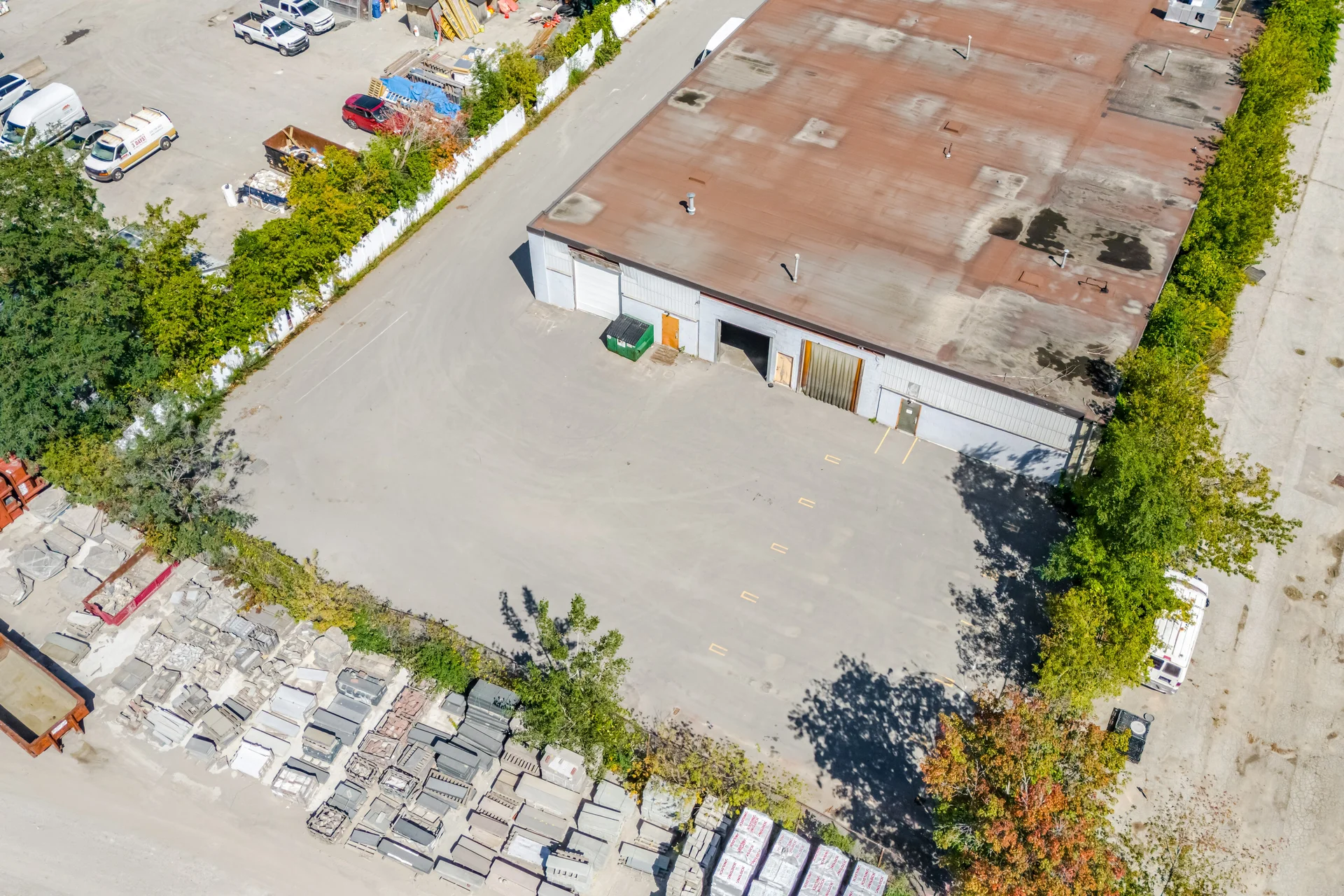 25 Bermondsey Road, East York - photo 9