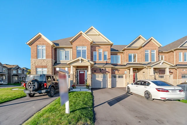 33 Sparrowbrook Street, Caledon - photo 2