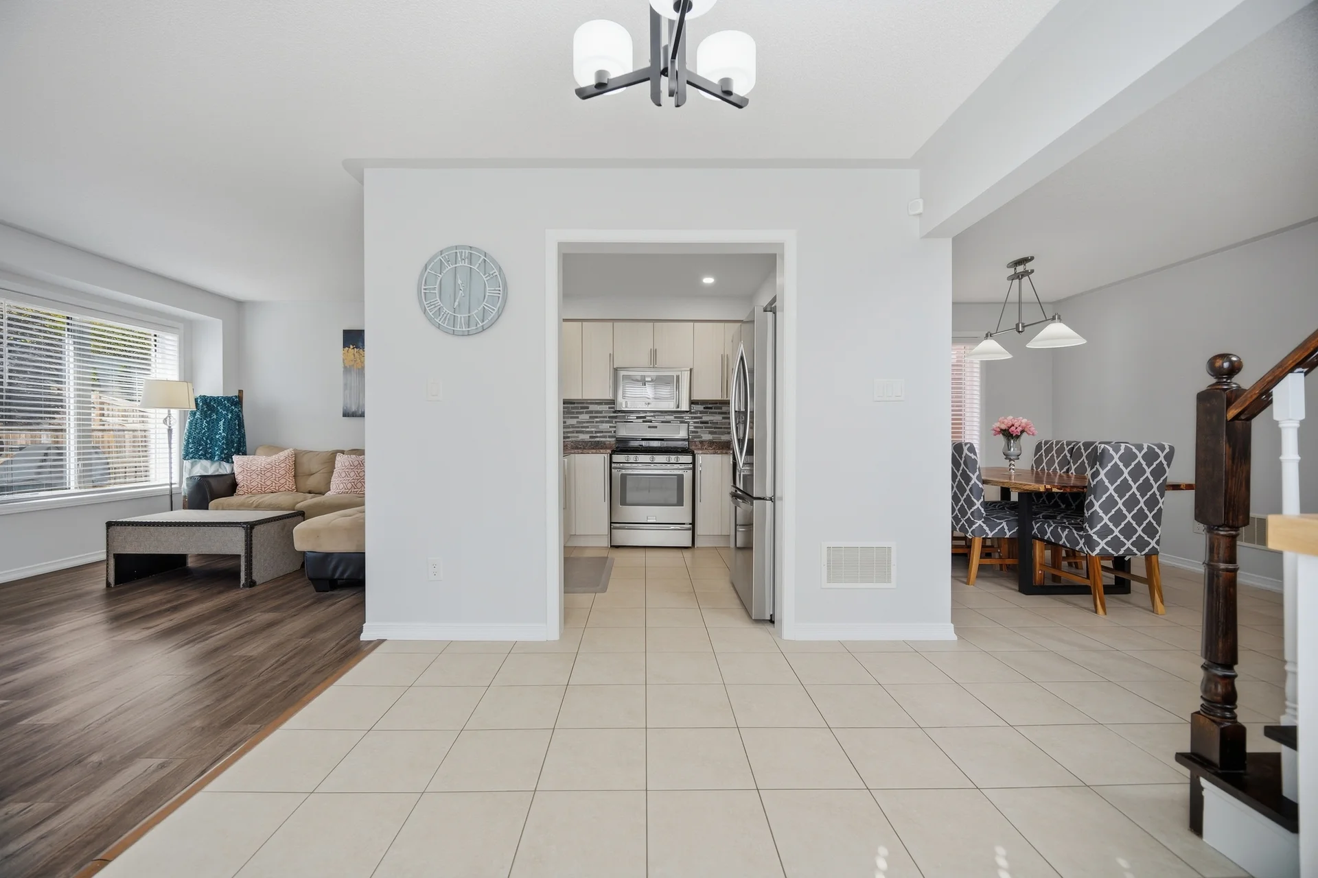 182 Thomas Avenue, Brantford - photo 18