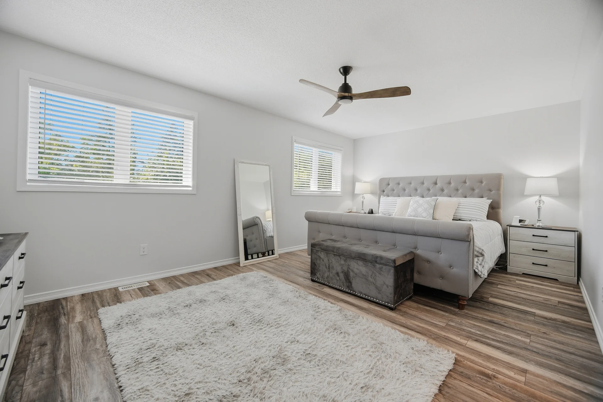 182 Thomas Avenue, Brantford - photo 35