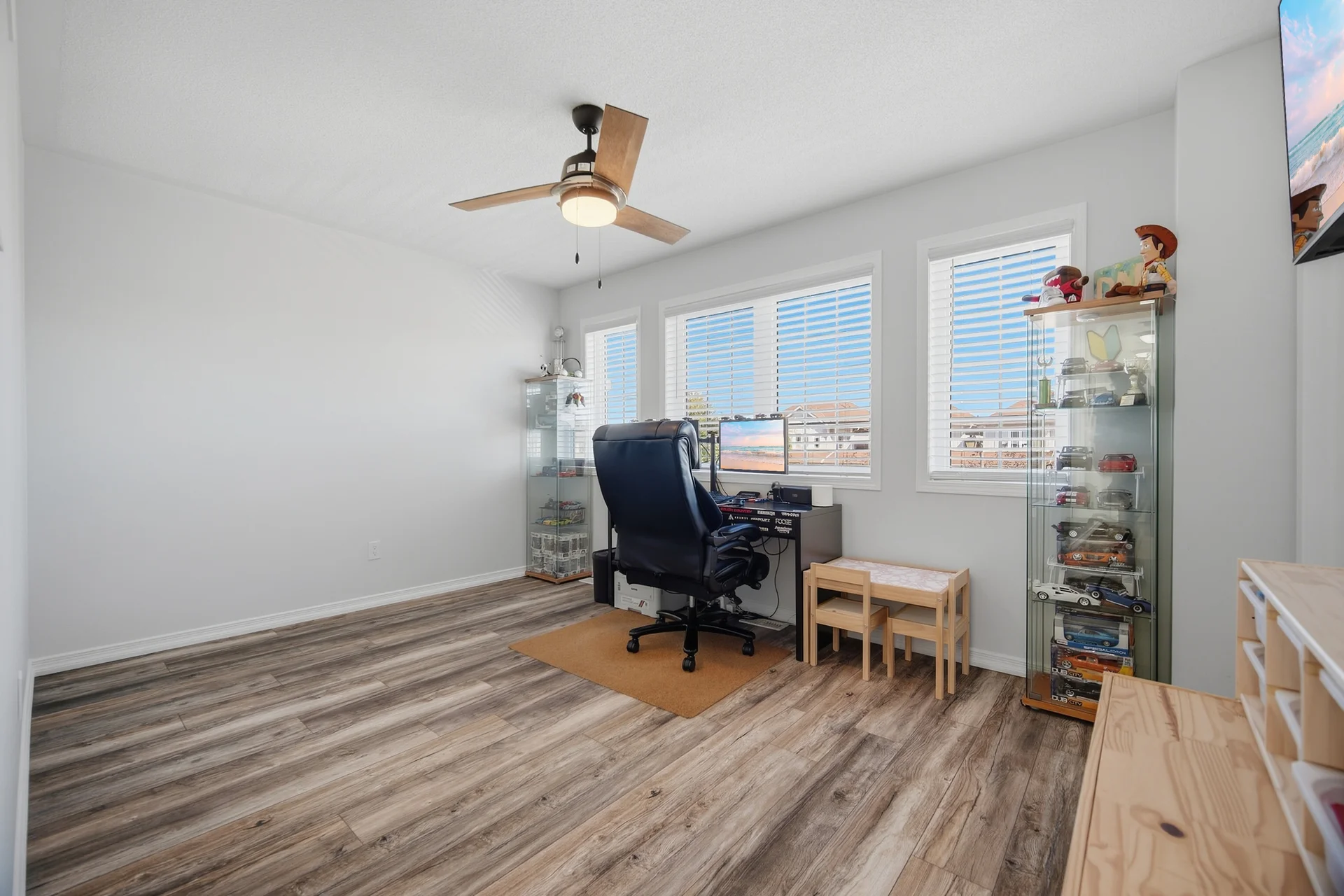 182 Thomas Avenue, Brantford - photo 45