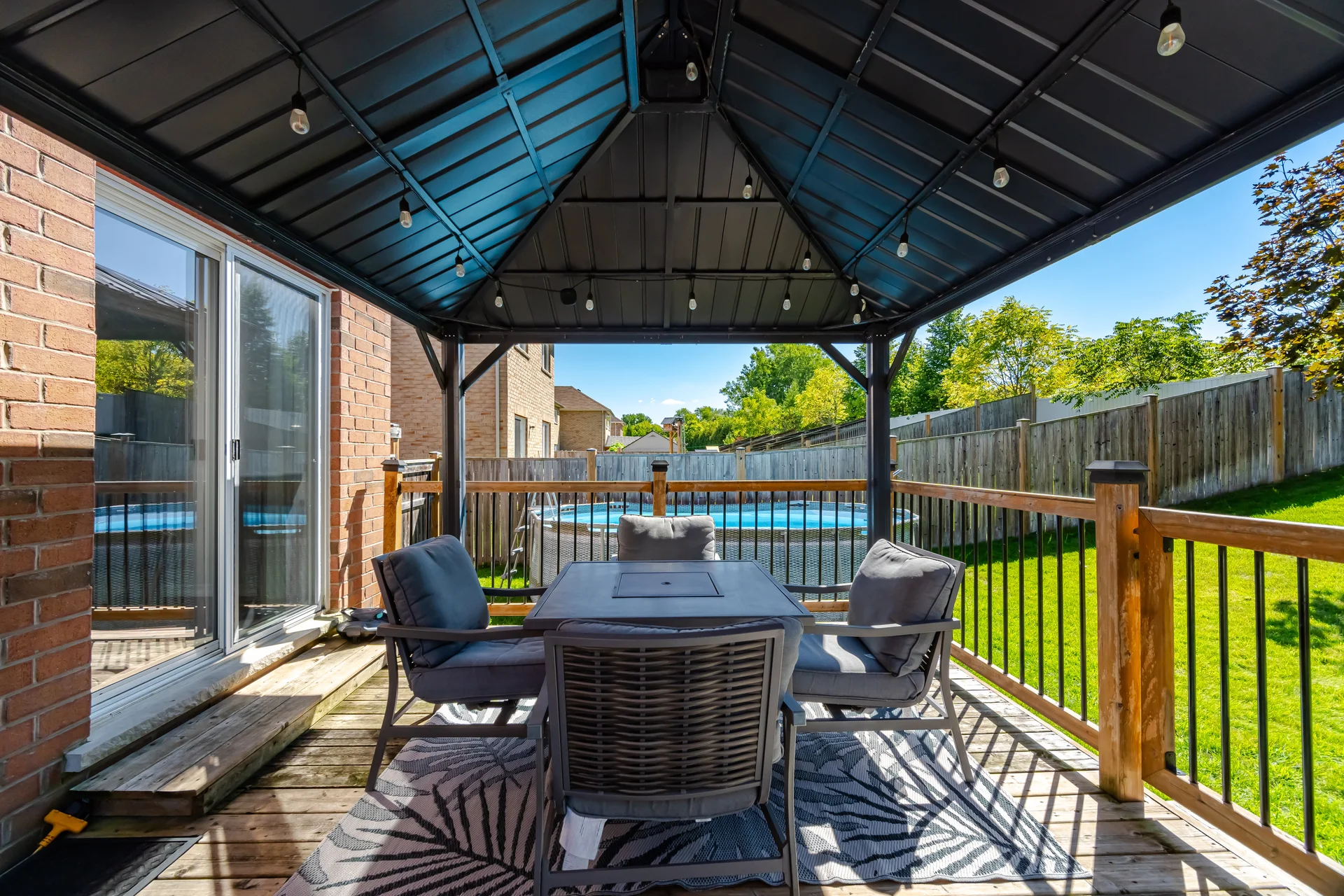 182 Thomas Avenue, Brantford - photo 49