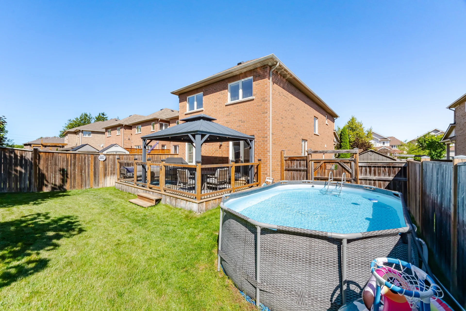 182 Thomas Avenue, Brantford - photo 56