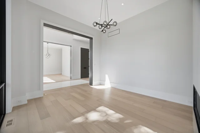 1071 Scott Avenue, Oakville - photo 40