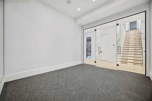 1071 Scott Avenue, Oakville - photo 159