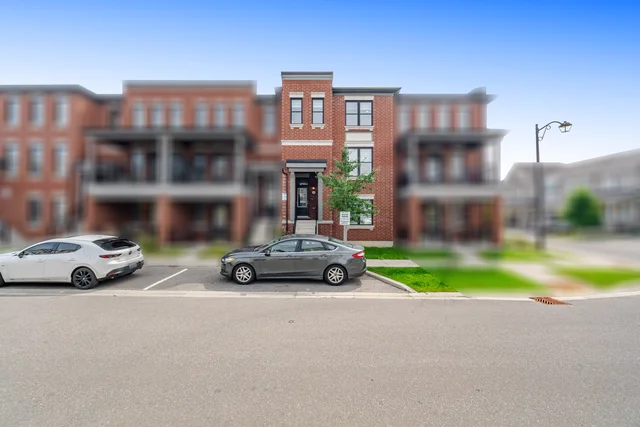 #25-975 Whitlock Avenue, Milton - photo 2