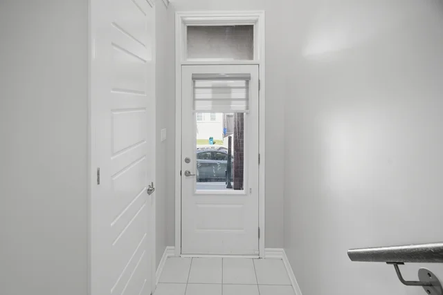 #25-975 Whitlock Avenue, Milton - photo 8