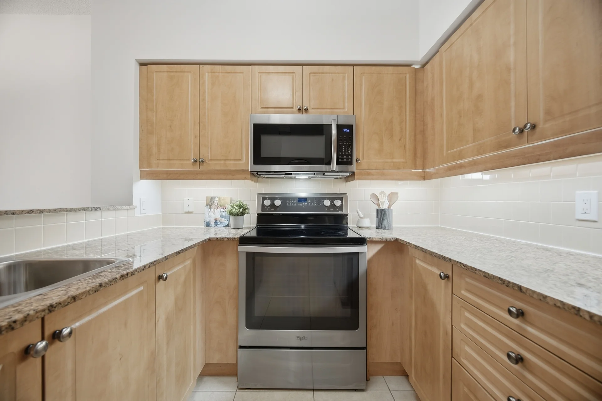 #205-455 Rosewell Avenue, Toronto - photo 12