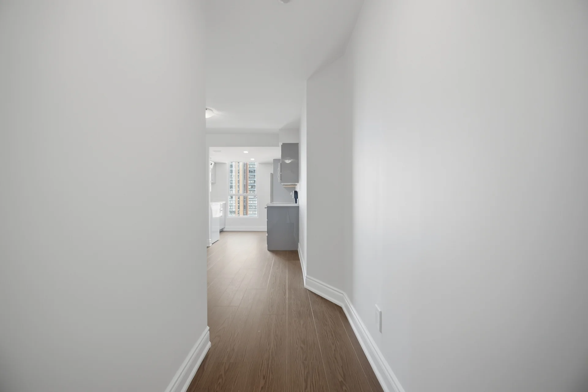 #816-155 Hillcrest Avenue, Mississauga - photo 6