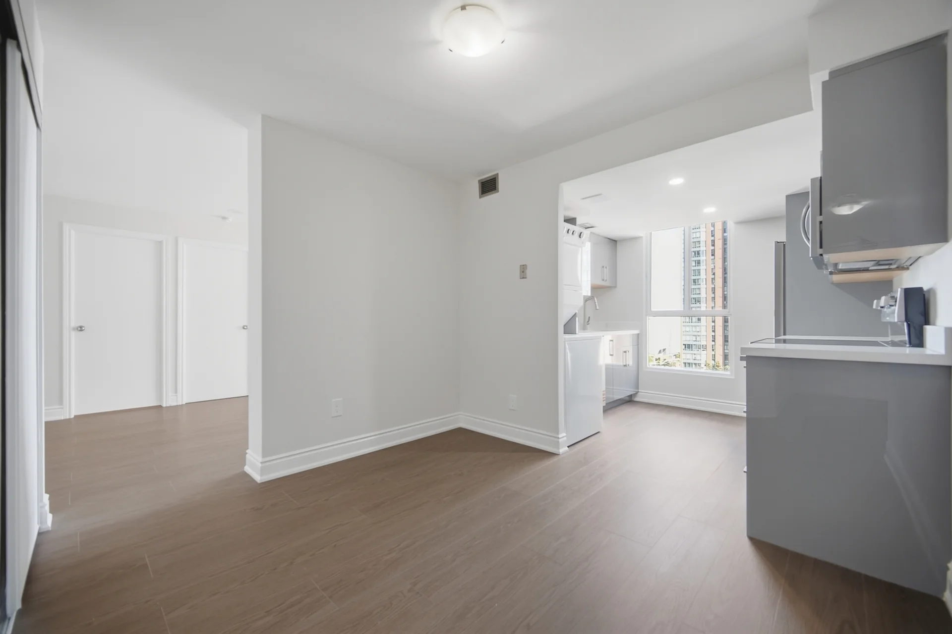 #816-155 Hillcrest Avenue, Mississauga - photo 7