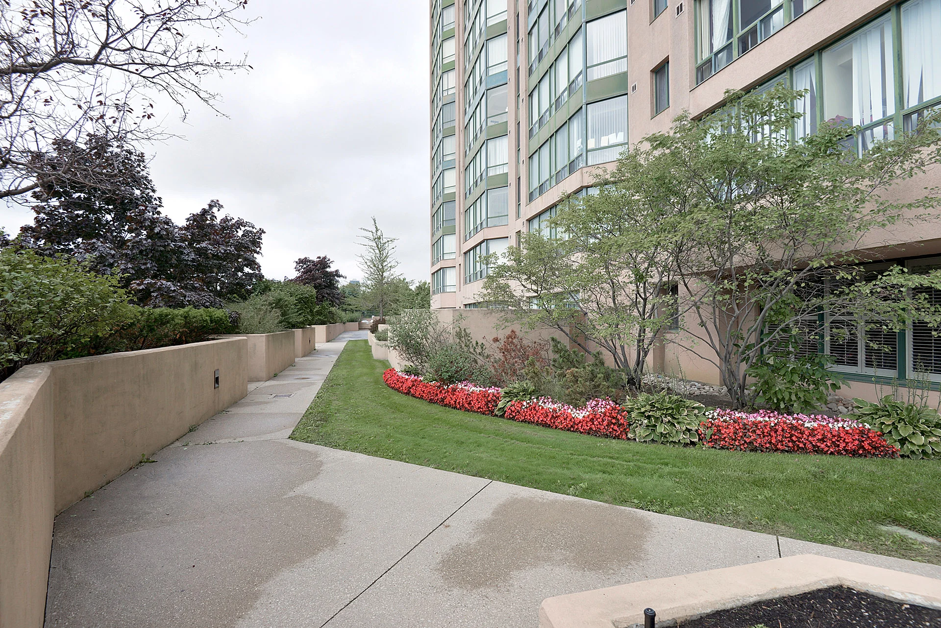 #816-155 Hillcrest Avenue, Mississauga - photo 42