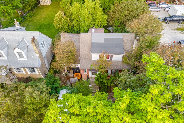 7 Ashbourne Drive, Etobicoke - photo 8