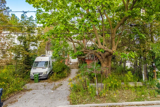 7 Ashbourne Drive, Etobicoke - photo 10