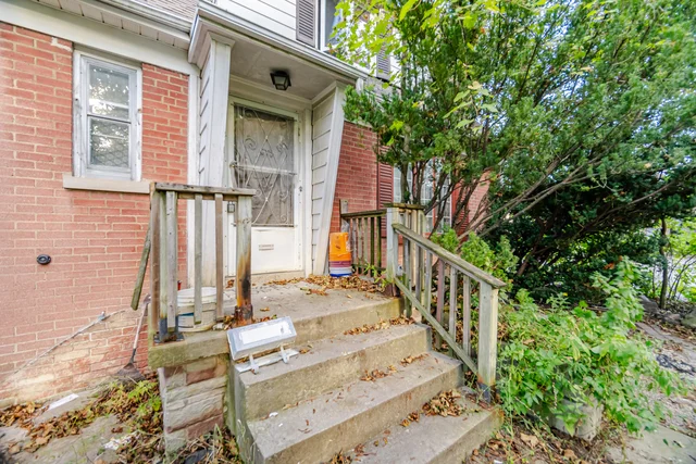 7 Ashbourne Drive, Etobicoke - photo 17