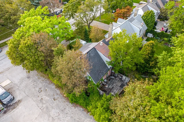7 Ashbourne Drive, Etobicoke - photo 21