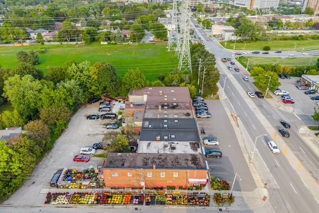 7 Ashbourne Drive, Etobicoke - photo 30