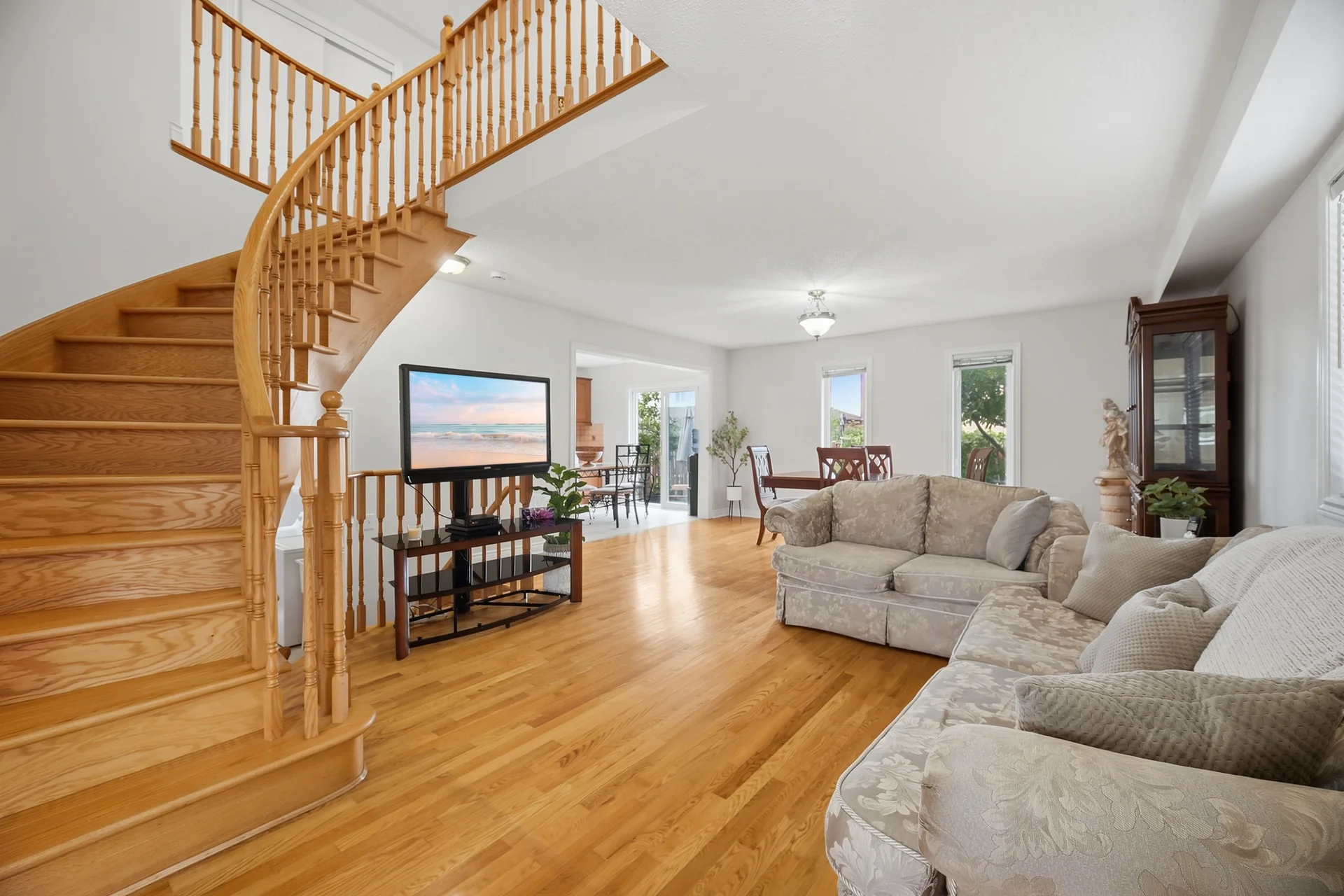 30 Maple Beach Crescent, Brampton - photo 11