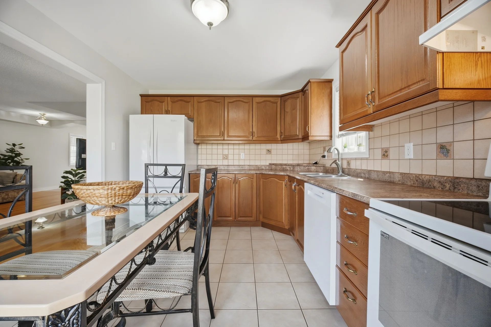 30 Maple Beach Crescent, Brampton - photo 18