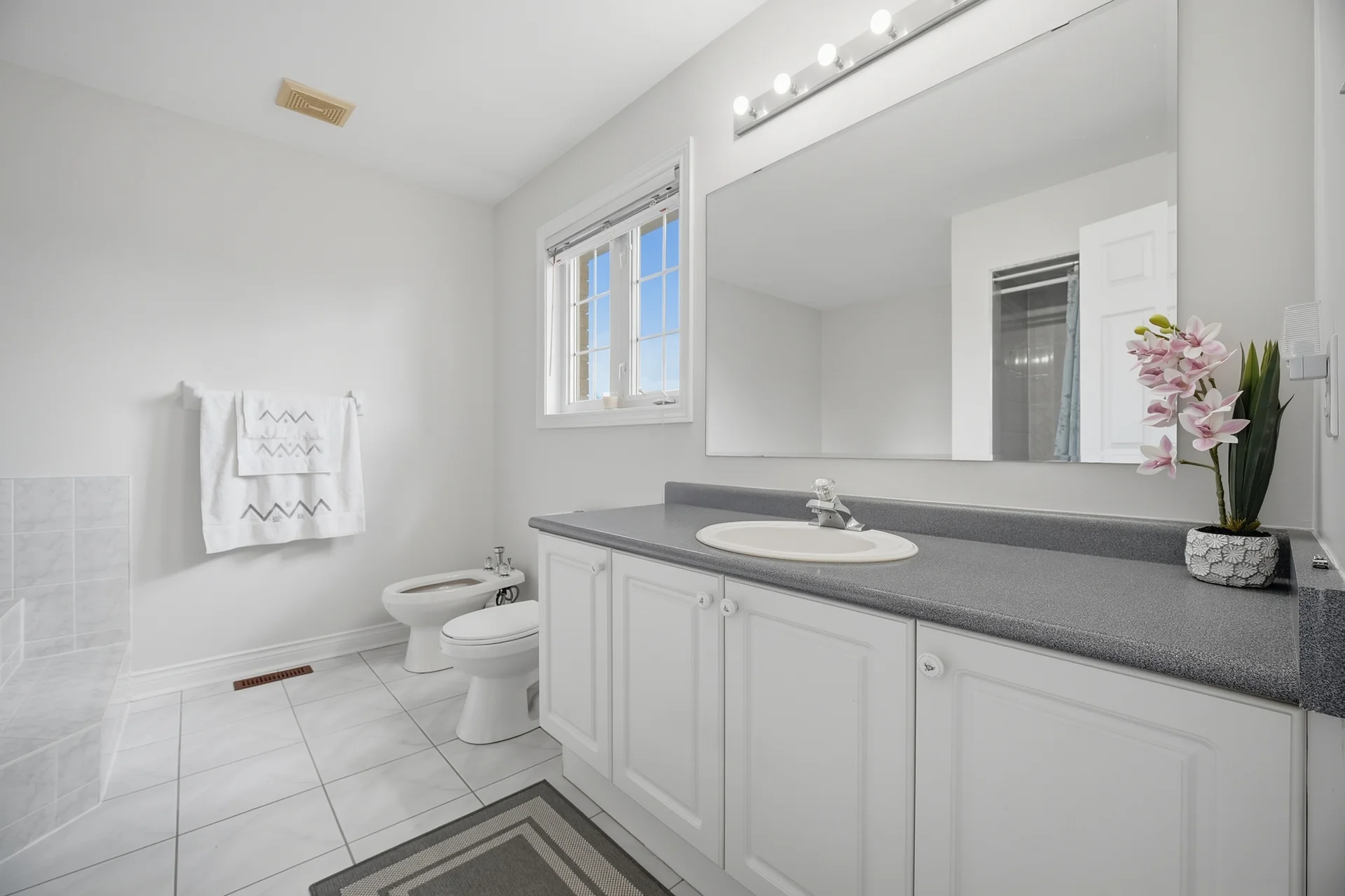 30 Maple Beach Crescent, Brampton - photo 29