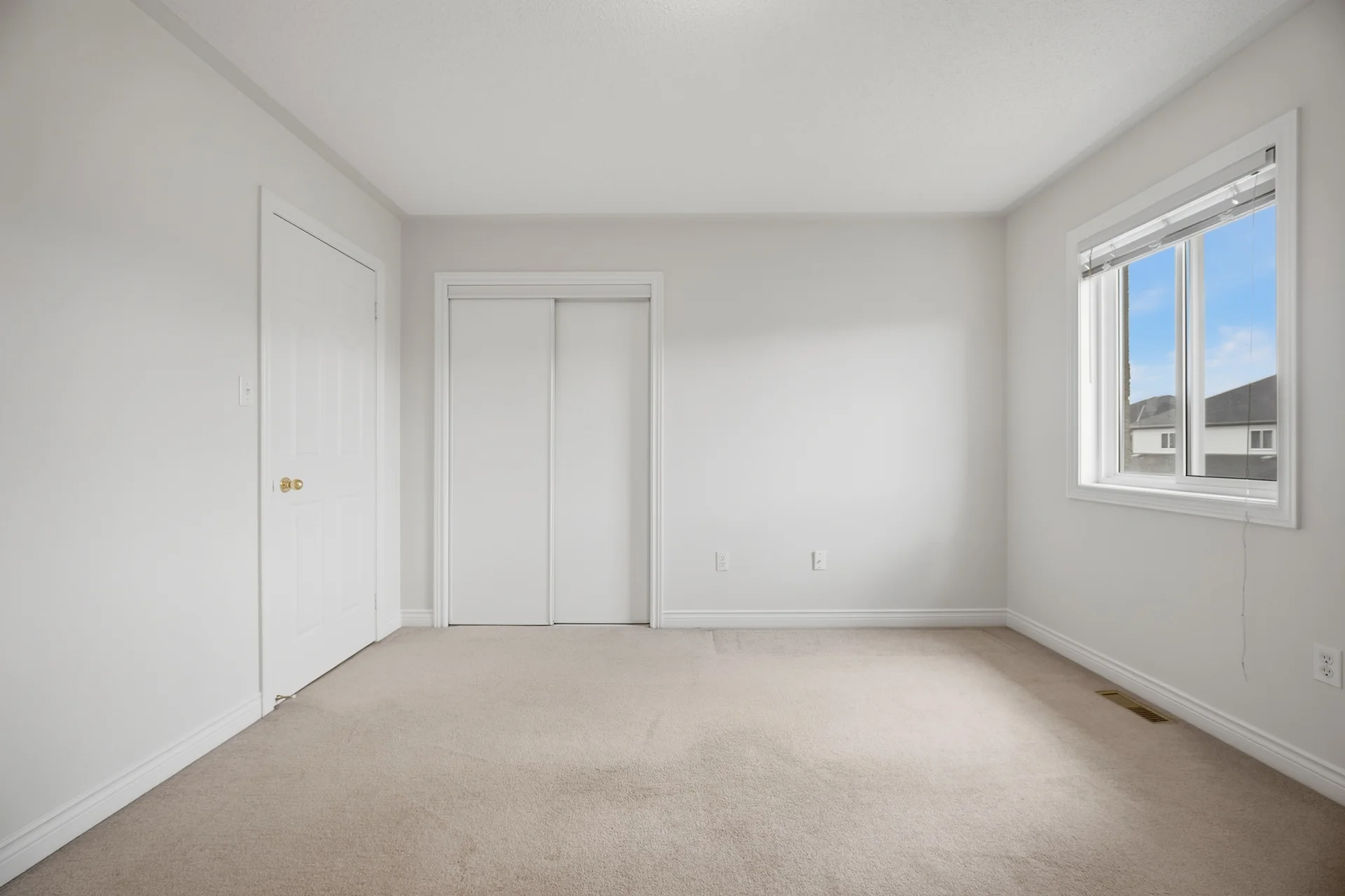 30 Maple Beach Crescent, Brampton - photo 35