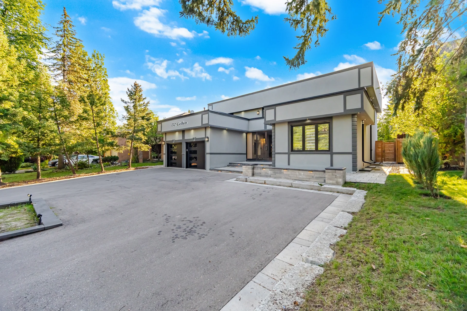 32 Colton Crescent South, Woodbridge - photo 5