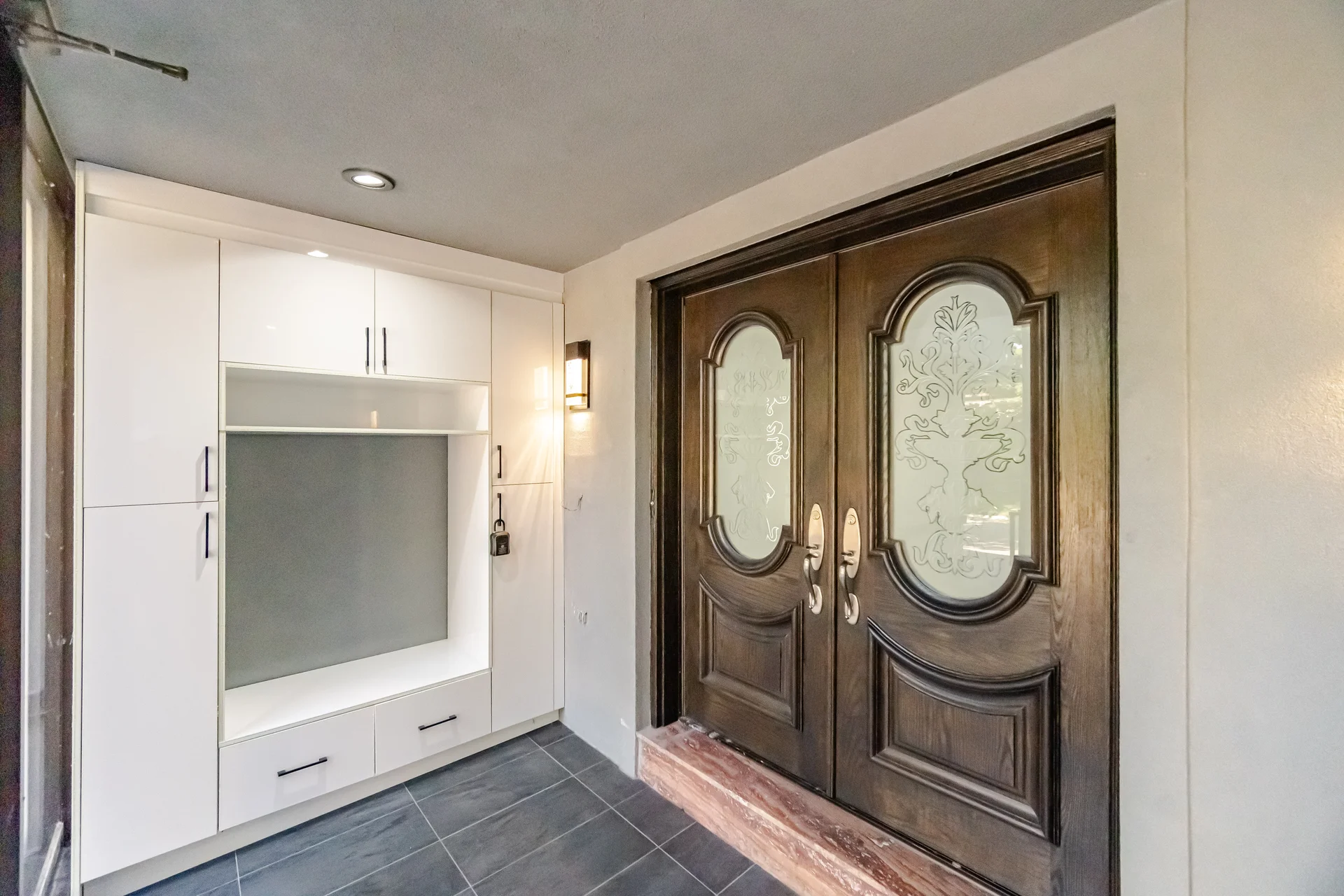 32 Colton Crescent South, Woodbridge - photo 8