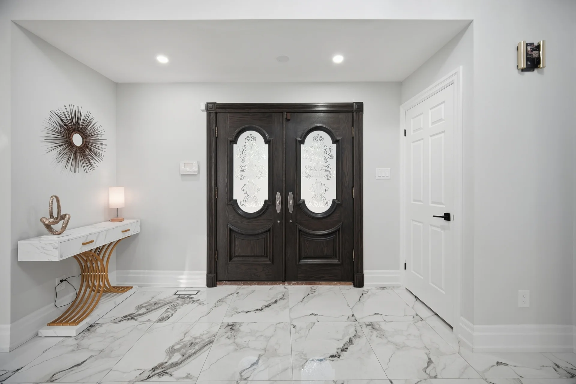 32 Colton Crescent South, Woodbridge - photo 9