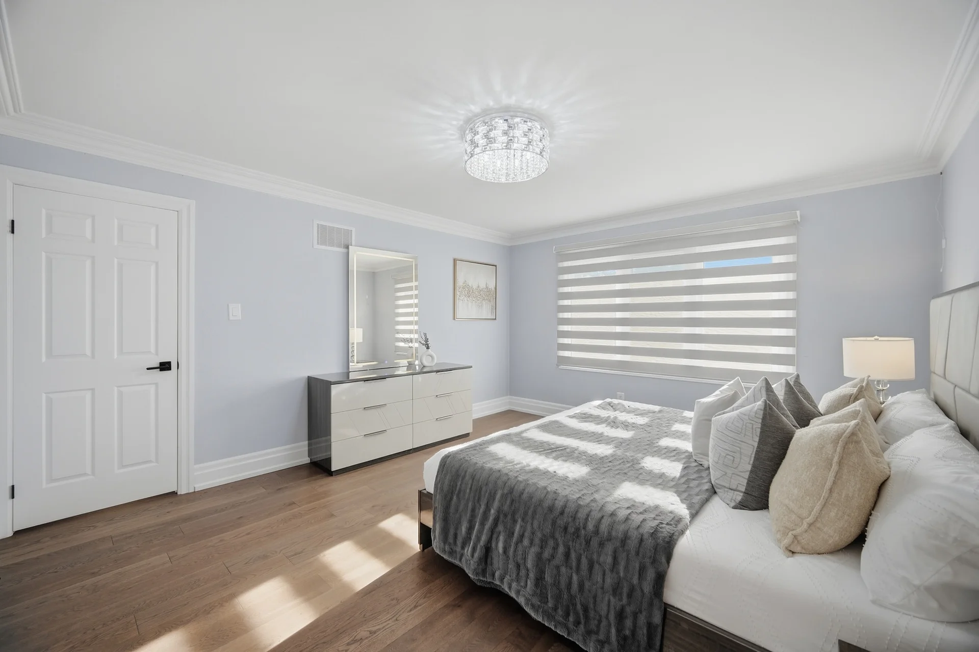 32 Colton Crescent South, Woodbridge - photo 43