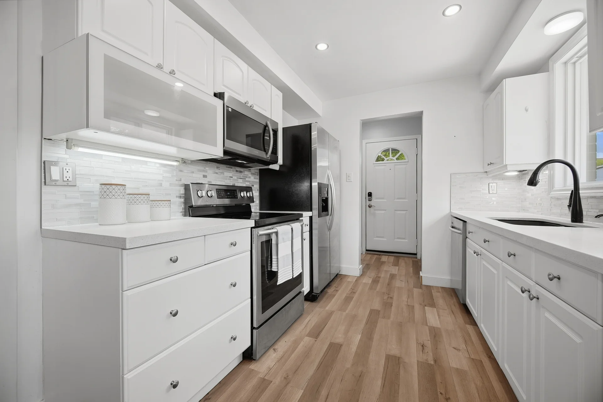 1310 Redbank Crescent, Oakville - photo 12